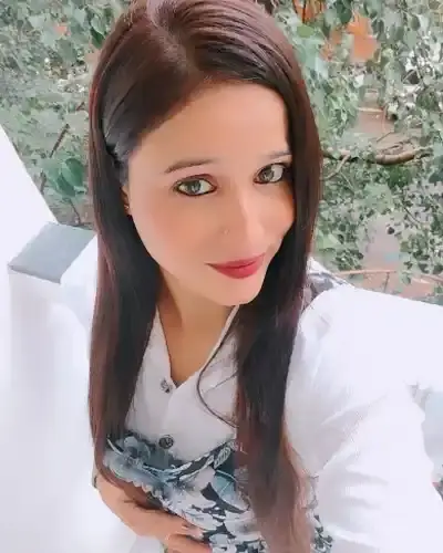 Call Girls in Hallomajra
